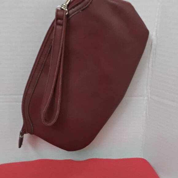 Relic Clutch / Wristlet Burgundy / Red brown coloring - Picture 6 of 9